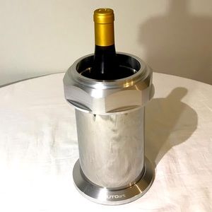 AutoArt 🍷 Racing Car Center Lock Wheel Nut Aluminum Wine Cooler Chiller Metal